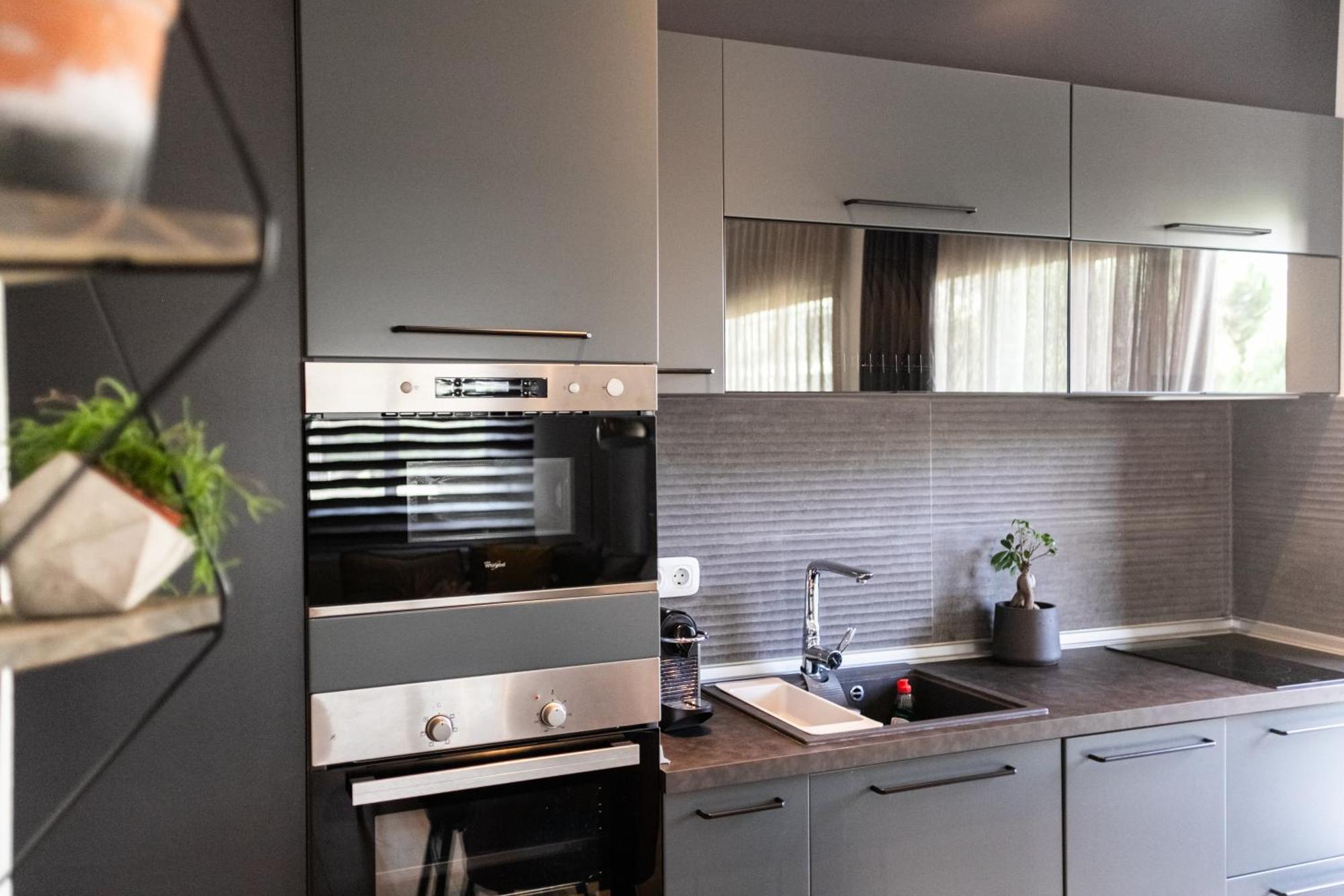 Aegli Central Luxury Apartment Alexandroupoli Exterior photo